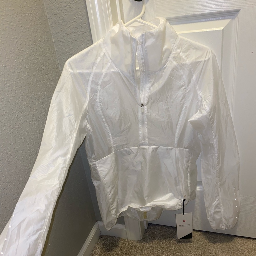 lululemon run with it jacket